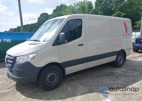 2024 Mercedes-Benz Sprinter 2500 Standard Roof 4-Cyl Diesel from USA, damaged, VIN W1Y4KBHYXRT181245